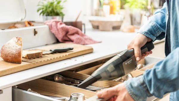 Аккумуляторный пылесос Bosch YOUseries Vac 